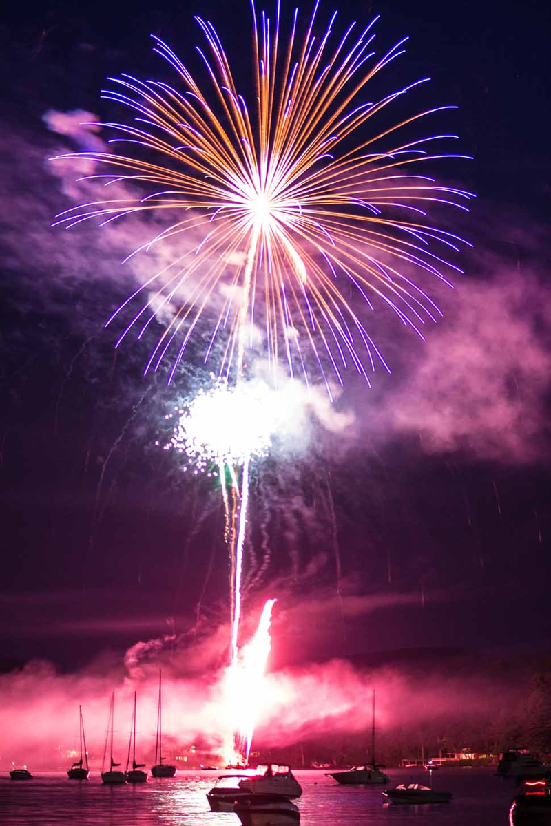 Illustration for article titled 19 Dazzling Photos of Fireworks